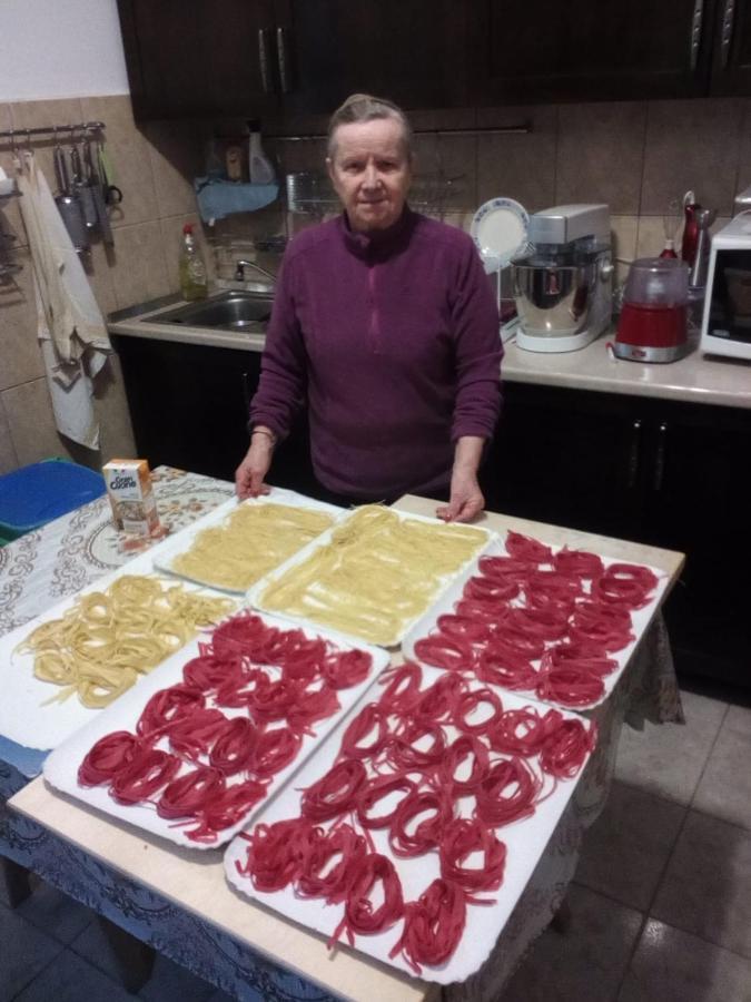 O Mie De Lacuri Vrata Zewnętrze zdjęcie