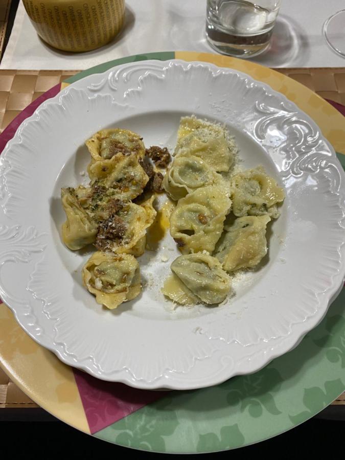 O Mie De Lacuri Vrata Zewnętrze zdjęcie